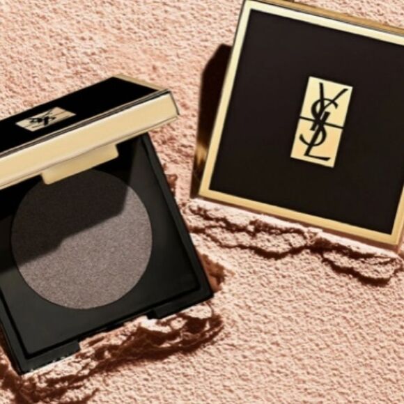 Yves Saint Laurent Satin Crush Satin Glow Eyeshadow - Picture 6 of 7